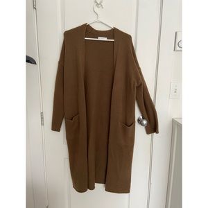 Oak + Fort long brown sweater with pockets